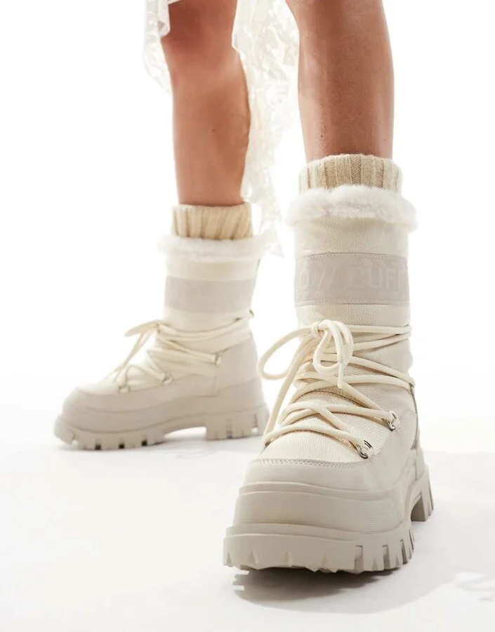 Buffalo Aspha blizzard boot in cream - Image 3