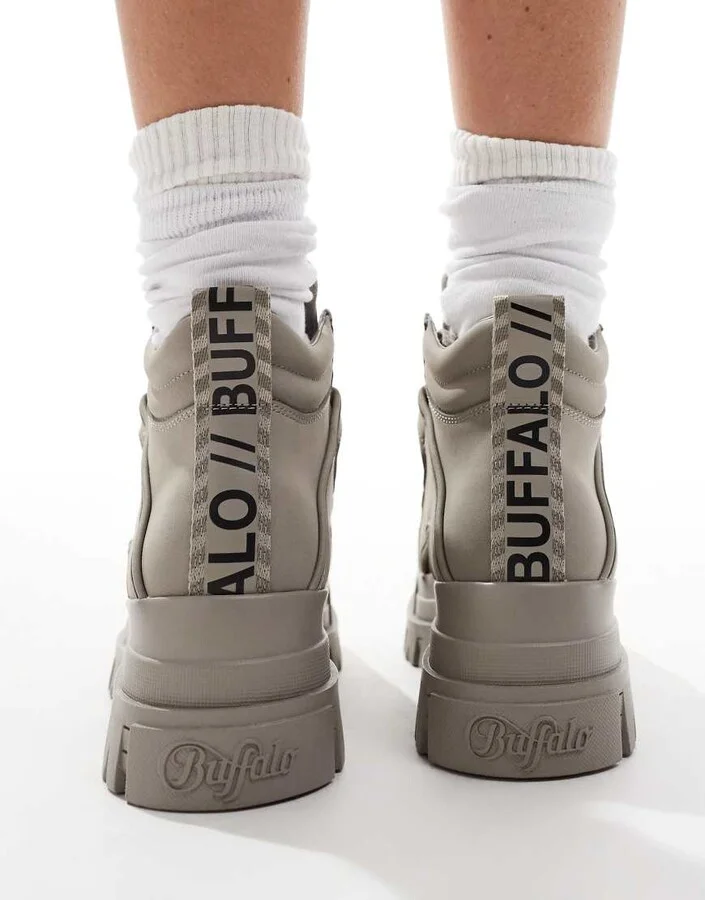 Buffalo Aspha NC mid boot in gray - Image 2