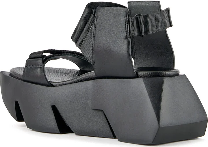 Bull Run - Black - Image 5
