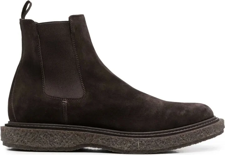 Bullet suede Chelsea boots