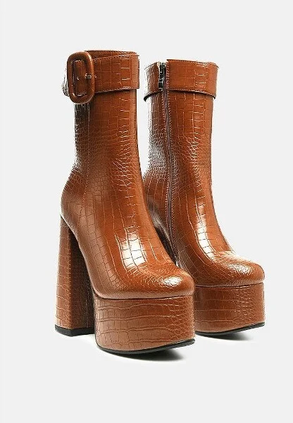 Bumpy Platform Bootie Women - Image 4