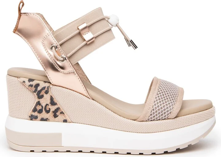 Bungee Metallic Platform Wedge Sandal - Image 3
