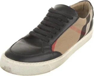 Burberry - Image 2