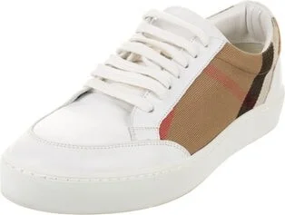 Burberry - Image 2
