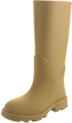Burberry - Image 2