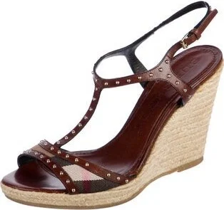 Burberry - Image 2