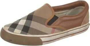 Burberry - Image 2