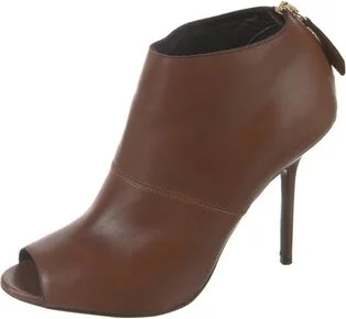 Burberry - Image 2