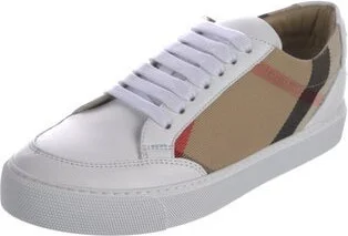 Burberry - Image 2