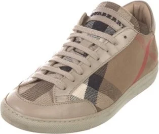 Burberry - Image 2