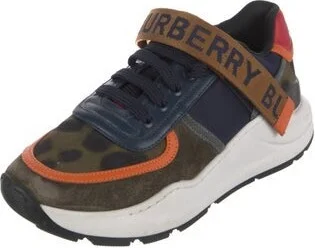 Burberry - Image 2