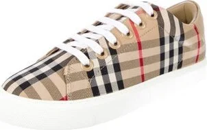 Burberry - Image 2