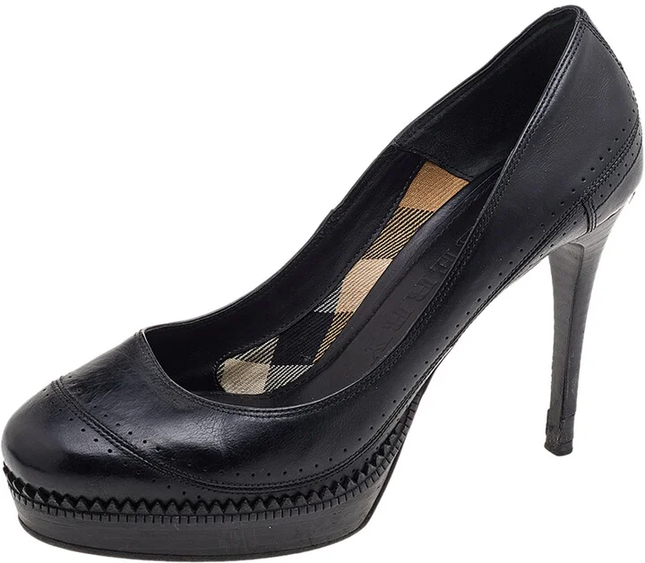 Burberry Black Leather Platform Pumps Size 39