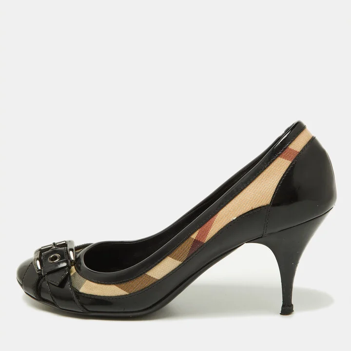 Burberry Black Patent Leather and Nova Check Canvas Buckle Detail Pumps Size 39