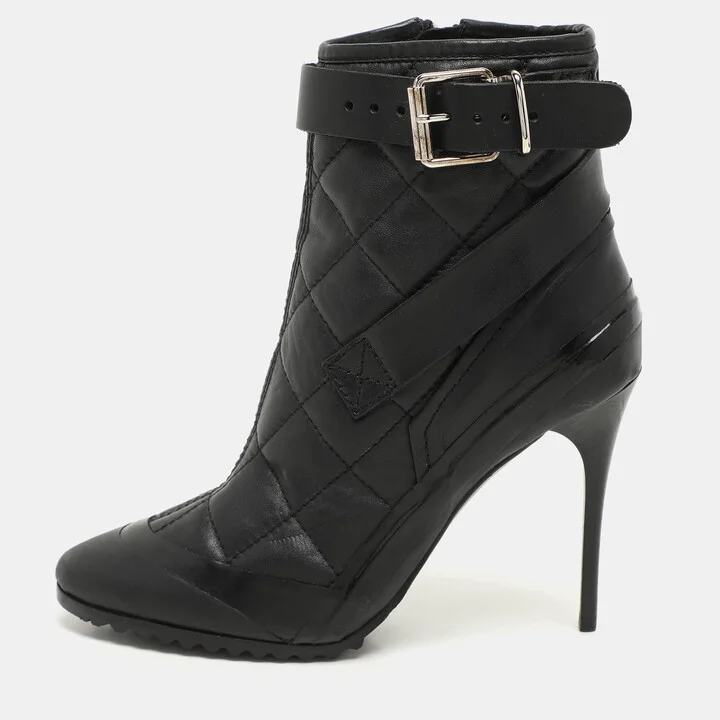 Burberry Black Quilted Leather Brit Beverly Ankle Booties Size 37