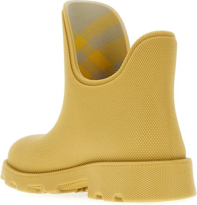 Burberry Boots - Image 3