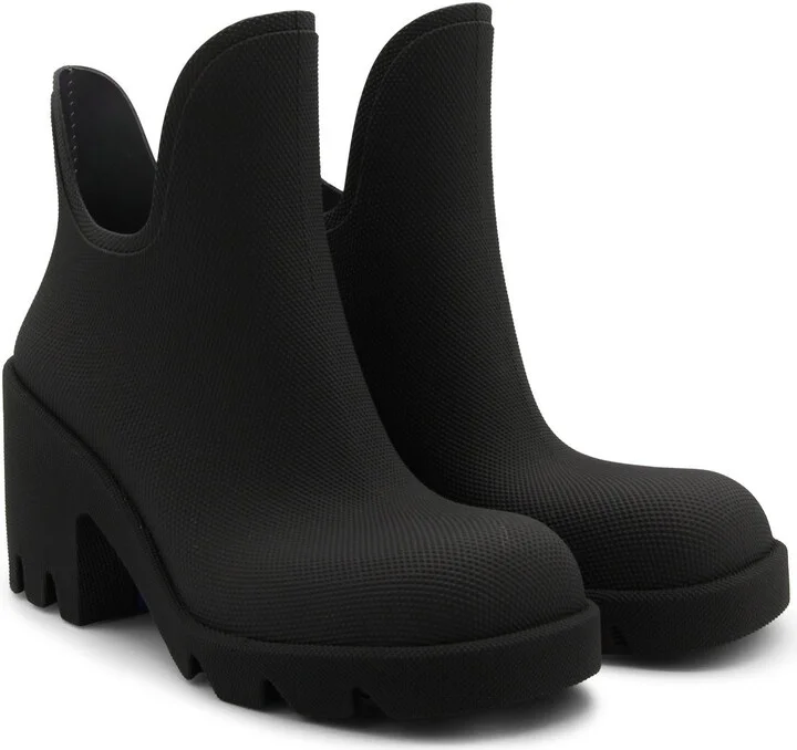 Burberry Boots - Image 4