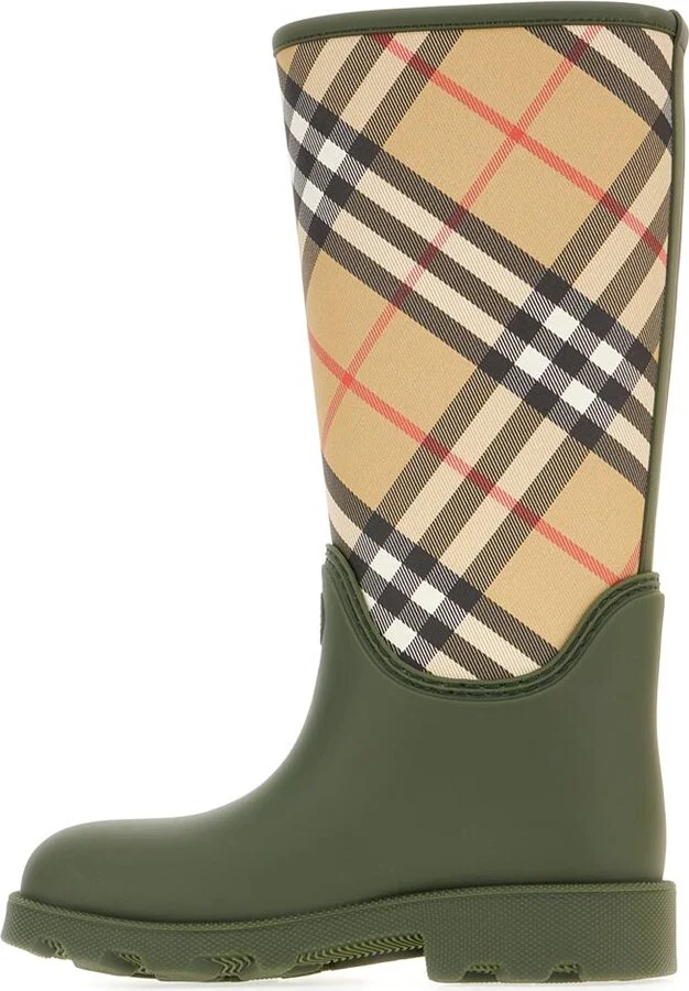 Burberry Boots - Image 3
