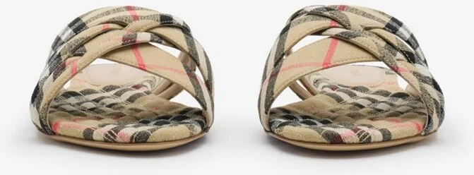 Burberry Check Cabana Slides Size: 35 - Image 3