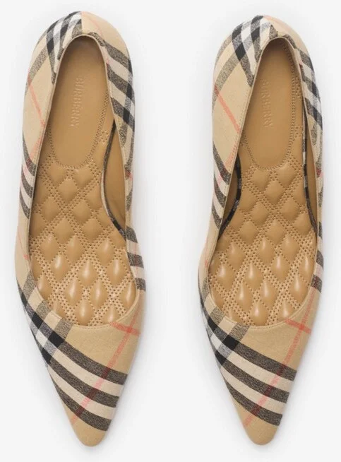 Burberry Check Dame Pumps​ Size: 35 - Image 4