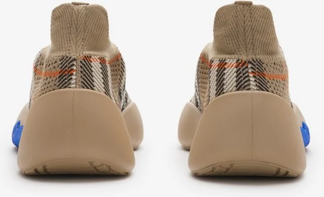 Burberry Check Knit Neptune Sneakers Size: 35 - Image 4