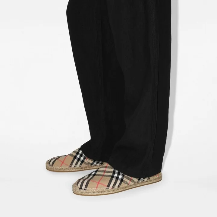 Burberry Check Mews Espadrilles​ Size: 40 - Image 2