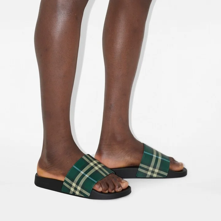 Burberry Check Slides Size: 40 - Image 2