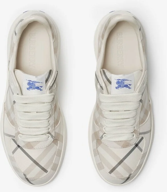Burberry Check Terrace Sneakers Size: 35 - Image 5
