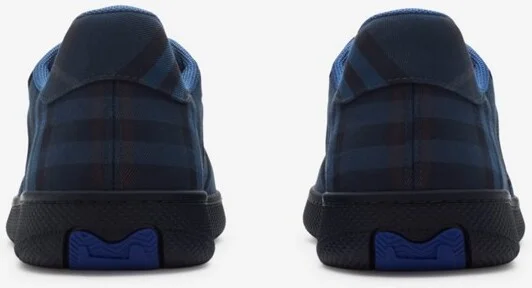Burberry Check Terrace Sneakers Size: 39 - Image 4