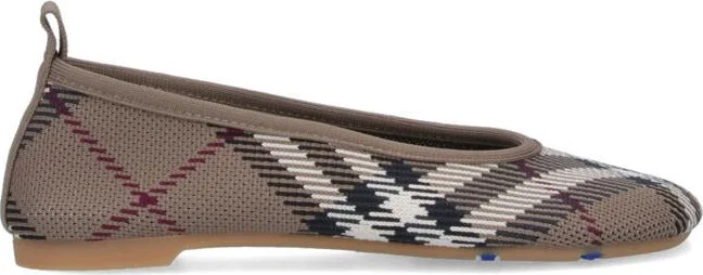 Burberry Flat Shoes
