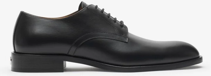 Burberry Leather Carlyle Stamp Derby Shoes Size: 40