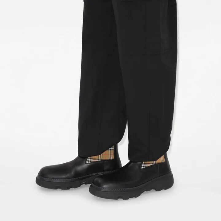 Burberry Leather Creeper Low Chelsea Boots Size: 39 - Image 2