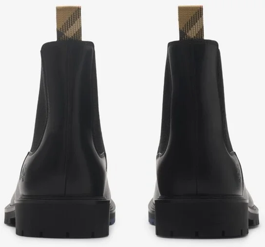 Burberry Leather Rogue Chelsea Boots Size: 41 - Image 4