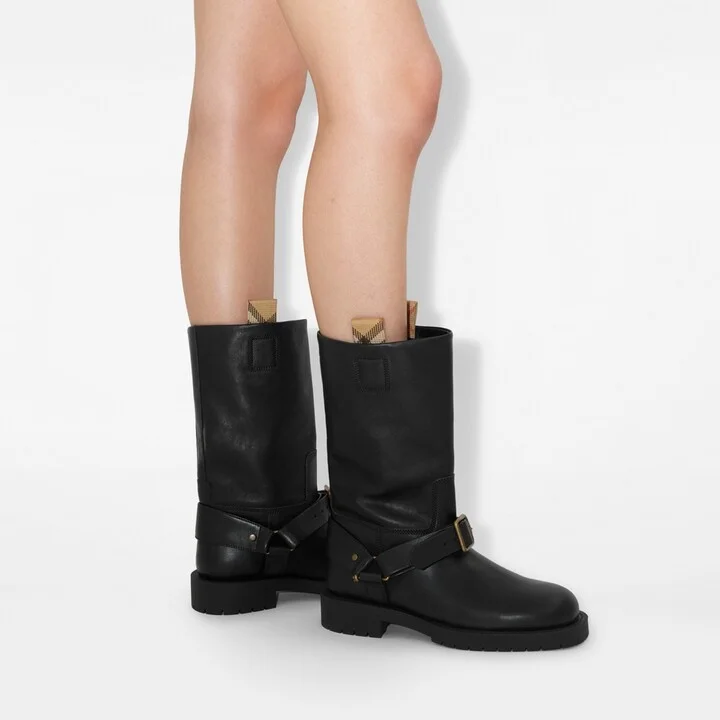 Burberry Leather Soft Saddle Low Boots​ Size: 35 - Image 2