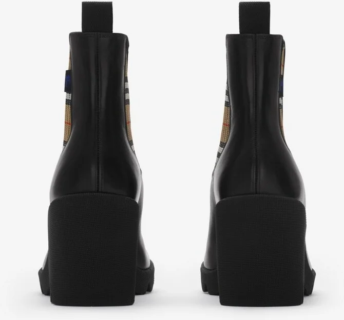 Burberry Leather Stride Chelsea Boots Size: 35 - Image 4