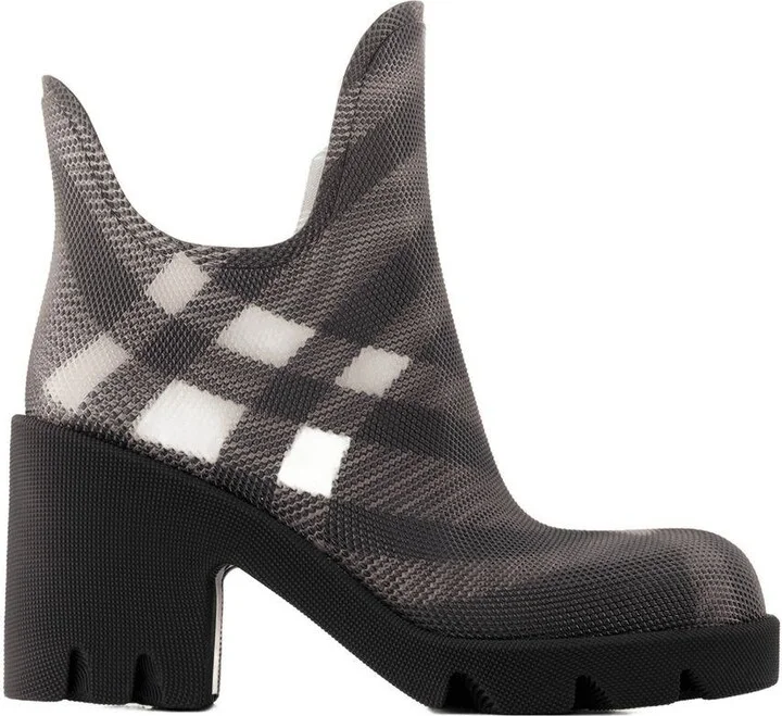 Burberry Lf Marsh Heel Ankle Boots