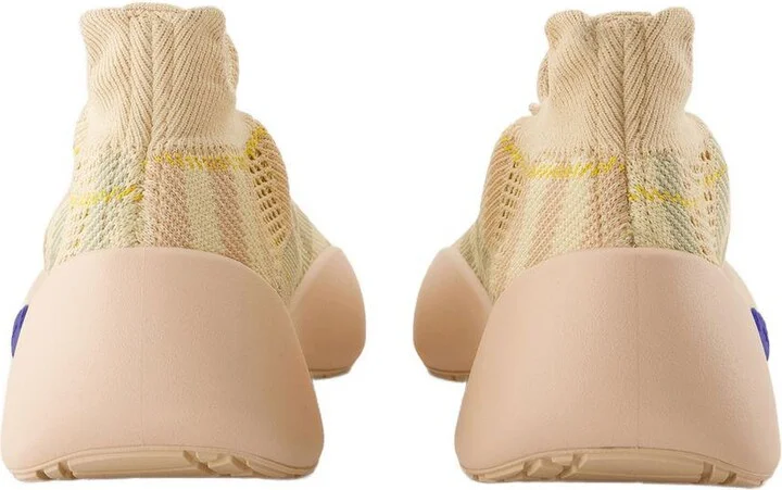 Burberry Neptune Sneakers - Image 3
