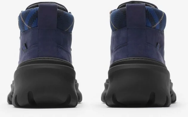 Burberry Nubuck Scoot Hike Boots​ Size: 39 - Image 4
