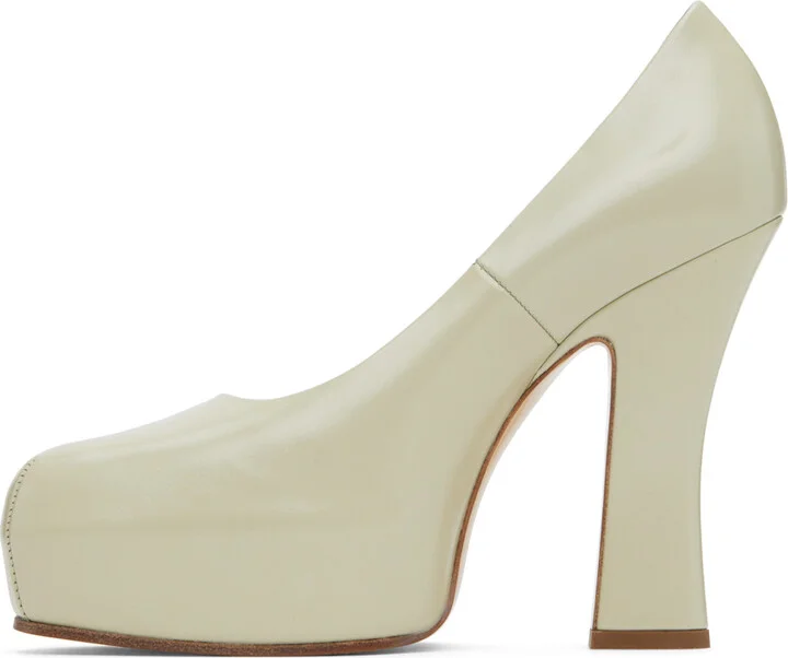 Burberry Off-White Leather Arch Heels - Image 3