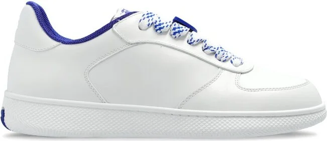 Burberry Round-Toe Low-Top Sneakers