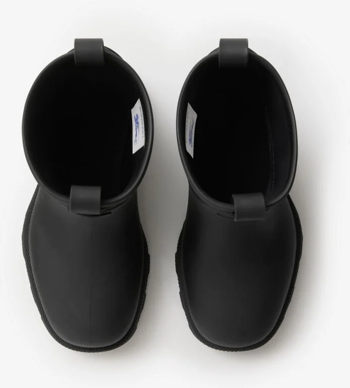 Burberry Rubber Marsh Stamp Low Boots​ Size: 35 - Image 5