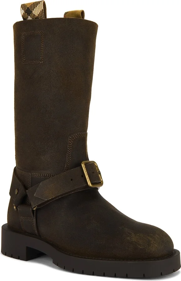 Burberry Saddle Boot in Chocolate - Image 2