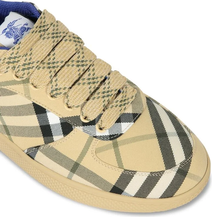 Burberry Sneakers - Image 4