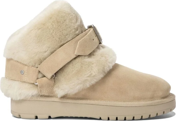 Burberry Snug Boots