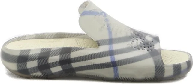 Burberry Stingray Checked Equestrian Knight Motif Slides