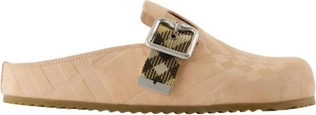 Burberry Urchin Round-Toe Sandals