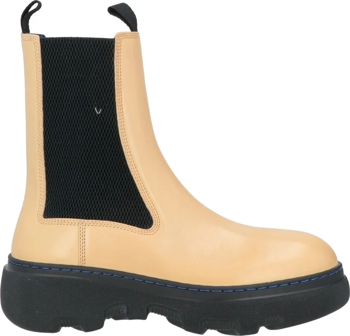 Burberry Woman Ankle boots - Image 3