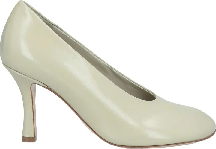 Burberry Woman Pumps - Image 3