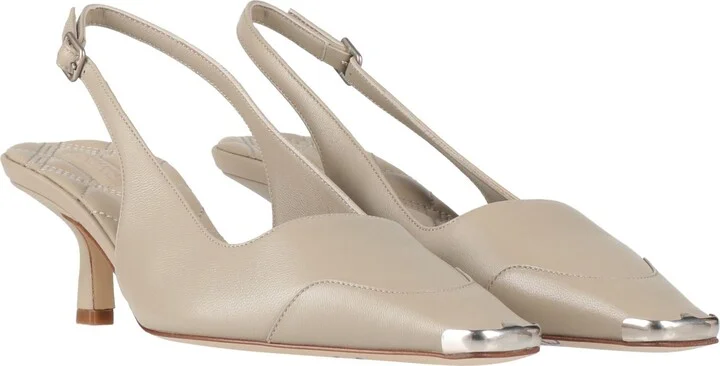 Burberry Woman Pumps - Image 4