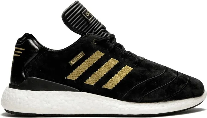 Busenitx Pure Boost 10 Yr sneakers